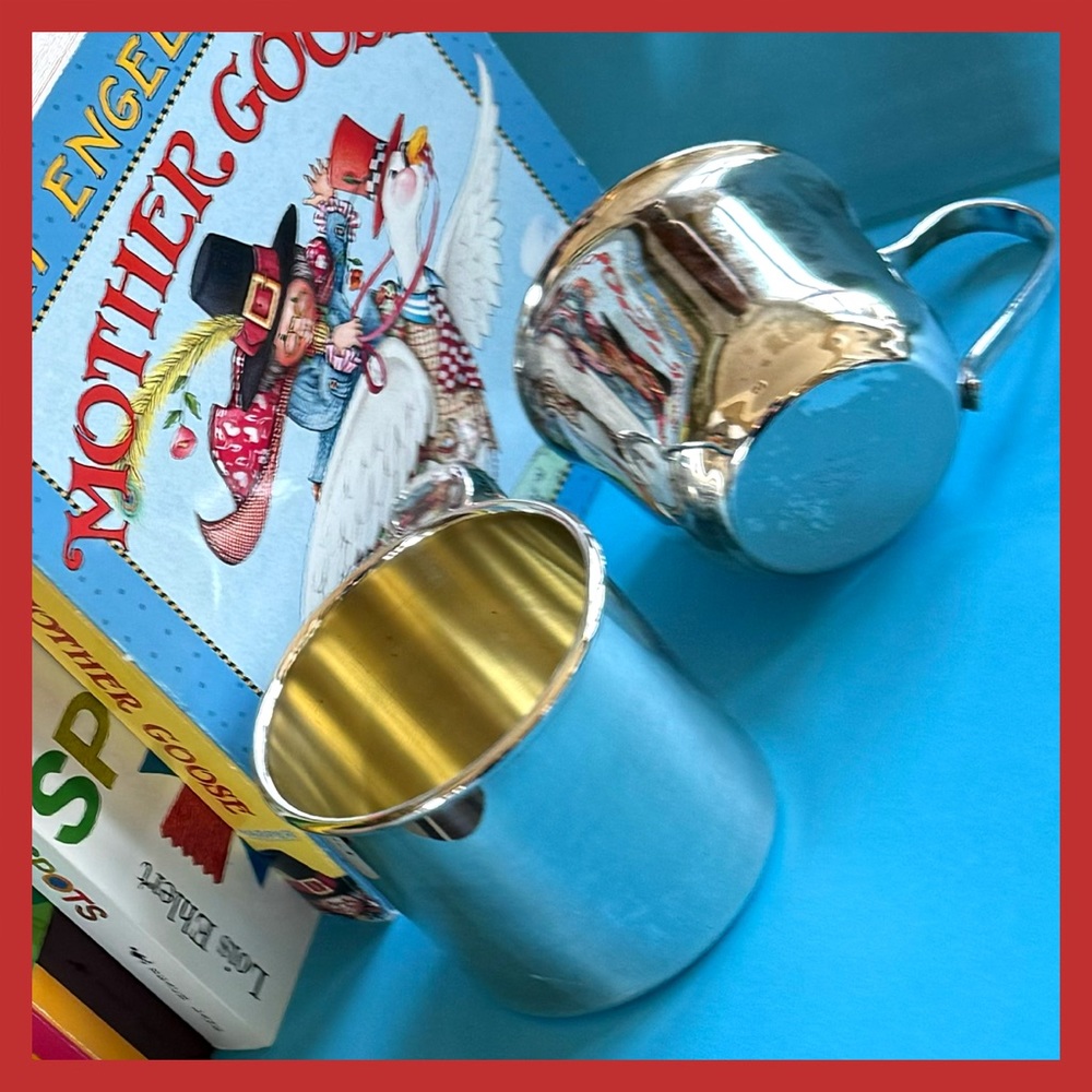 🧸KIDS / TWO HANDLED SILVER BABY CUPS🧸